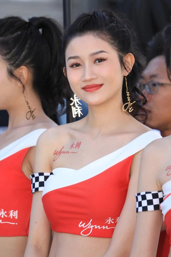 信富网 无忌评图248期｜kkgg12345：极速风流